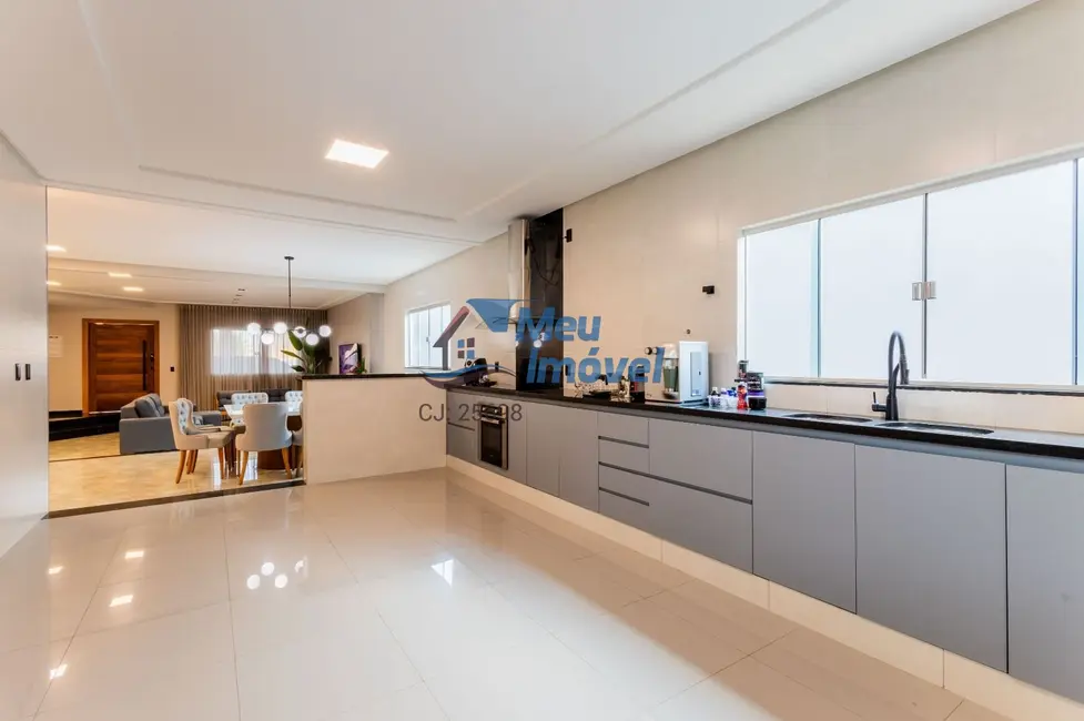 Casa de Condomínio com 4 quartos à venda, 324m2 em Setor Habitacional Vicente Pires, Brasilia - DF - imagem 4 Foto 4 de Casa de Condomínio com 4 quartos à venda, 324m2 em Setor Habitacional Vicente Pires, Brasilia - DF