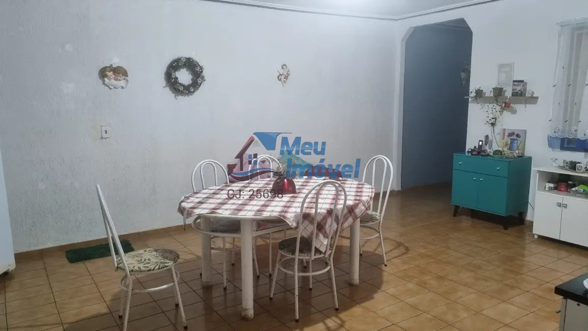 Casa com 3 quartos à venda, 180m2 em Valparaiso I - Etapa C, Valparaiso De Goias - GO - imagem 5 Foto 5 de Casa com 3 quartos à venda, 180m2 em Valparaiso I - Etapa C, Valparaiso De Goias - GO