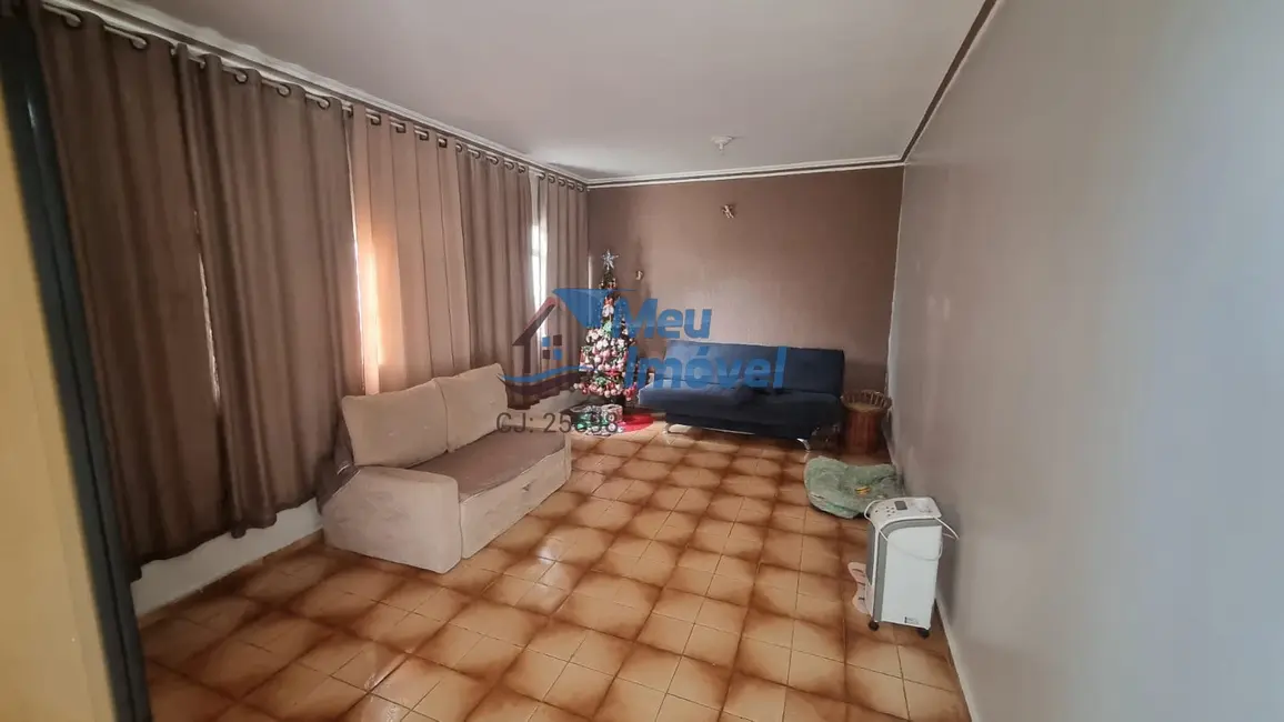 Casa com 3 quartos à venda, 180m2 em Valparaiso I - Etapa C, Valparaiso De Goias - GO - imagem 9 Foto 9 de Casa com 3 quartos à venda, 180m2 em Valparaiso I - Etapa C, Valparaiso De Goias - GO