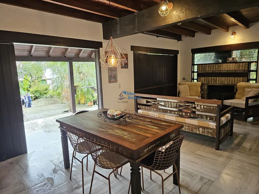 Foto 9 de Casa de Condomínio com 4 quartos à venda, 190m2 em Cachoeira do Bom Jesus, Florianopolis - SC