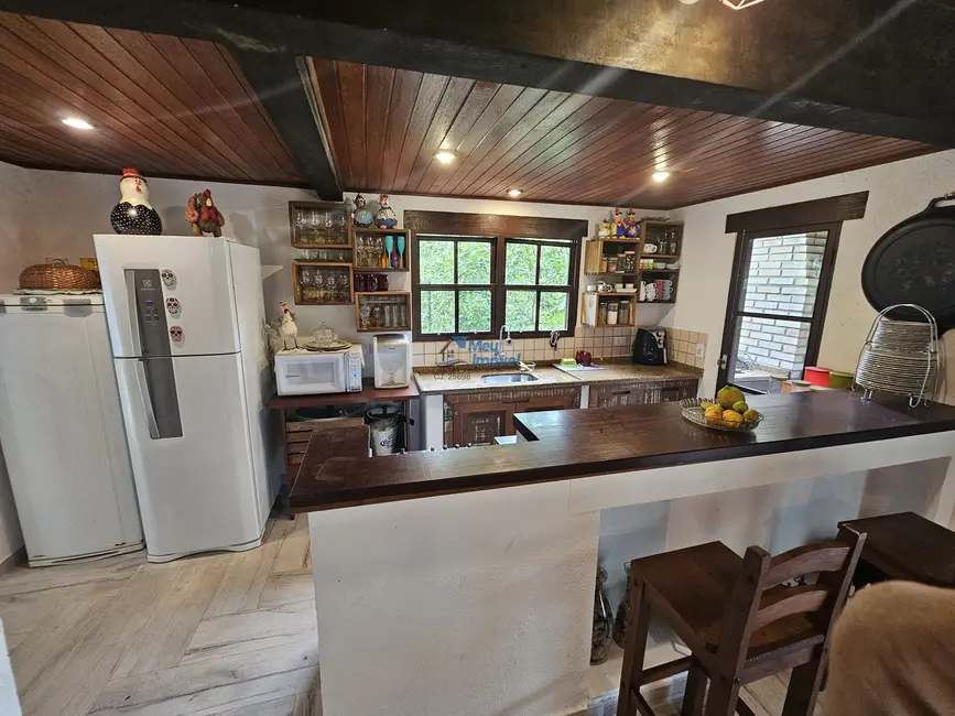 Foto 1 de Casa de Condomínio com 4 quartos à venda, 190m2 em Cachoeira do Bom Jesus, Florianopolis - SC