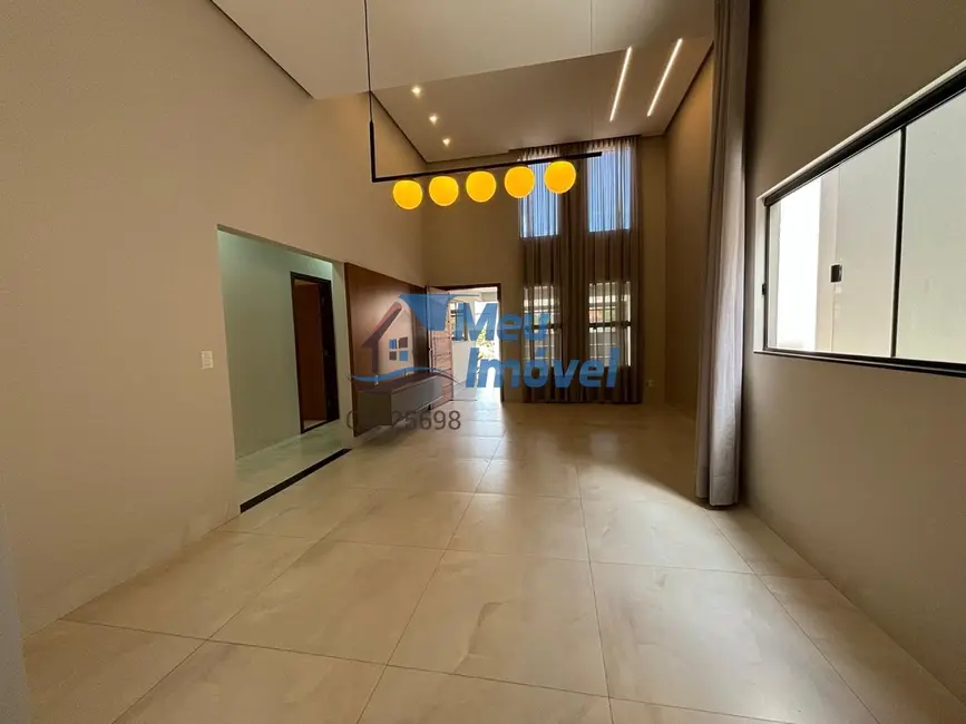 Casa com 3 quartos à venda, 204m2 em Residencial Alto das Caraíbas, Luziania - GO - imagem 6 Foto 6 de Casa com 3 quartos à venda, 204m2 em Residencial Alto das Caraíbas, Luziania - GO