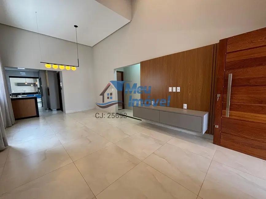 Casa com 3 quartos à venda, 204m2 em Residencial Alto das Caraíbas, Luziania - GO - imagem 5 Foto 5 de Casa com 3 quartos à venda, 204m2 em Residencial Alto das Caraíbas, Luziania - GO