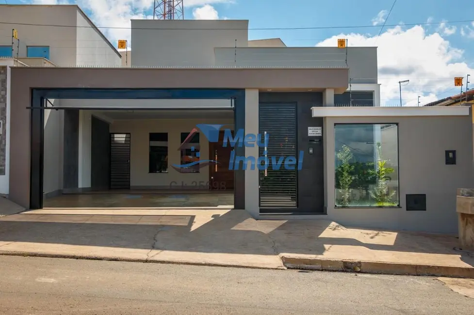 Casa com 3 quartos à venda, 204m2 em Residencial Alto das Caraíbas, Luziania - GO - imagem 3 Foto 3 de Casa com 3 quartos à venda, 204m2 em Residencial Alto das Caraíbas, Luziania - GO