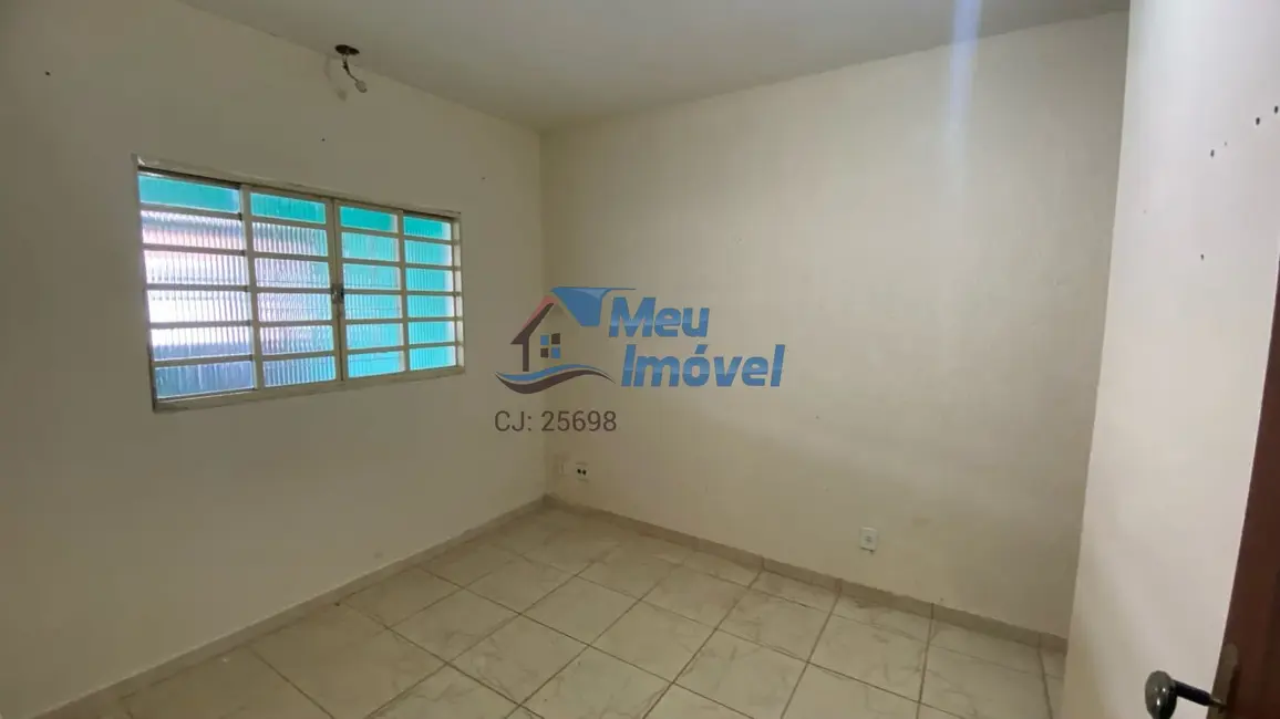 Casa com 3 quartos à venda, 135m2 em Recanto das Emas, Brasilia - DF - imagem 3 Foto 3 de Casa com 3 quartos à venda, 135m2 em Recanto das Emas, Brasilia - DF