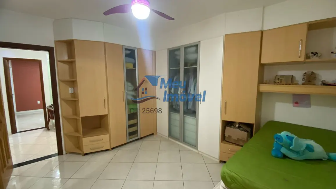 Foto 5 de Casa com 4 quartos à venda, 250m2 em Taguatinga Norte (Taguatinga), Brasilia - DF