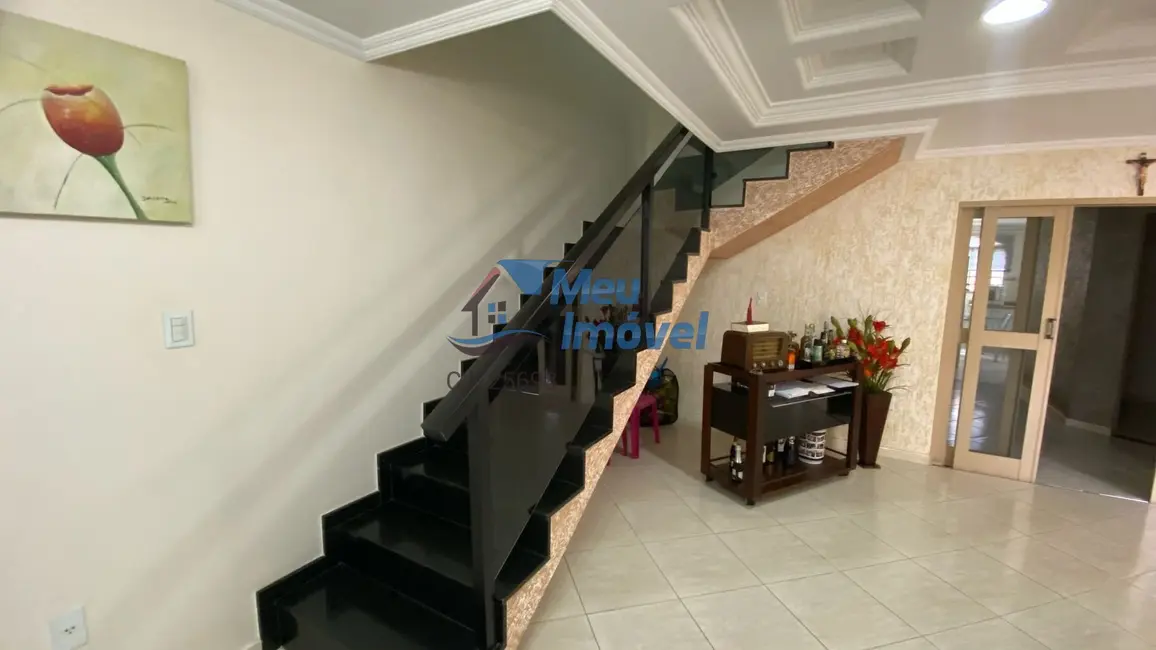 Foto 4 de Casa com 4 quartos à venda, 250m2 em Taguatinga Norte (Taguatinga), Brasilia - DF