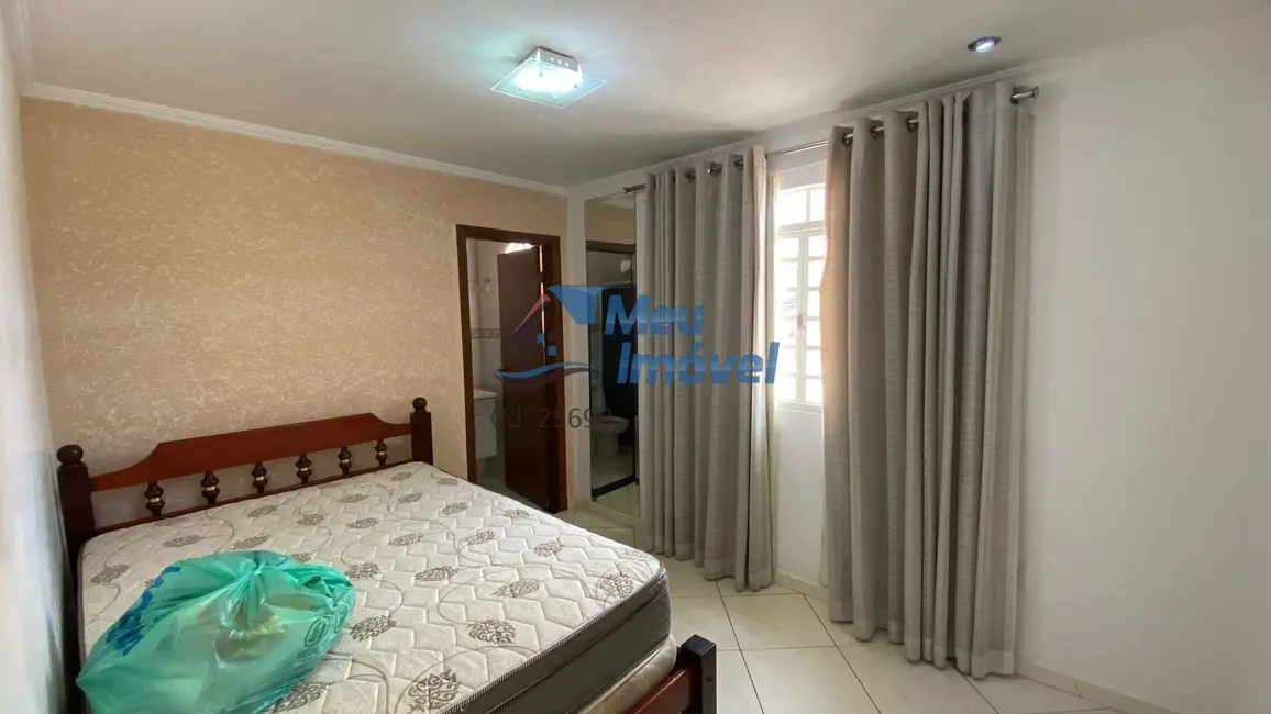 Foto 6 de Casa com 4 quartos à venda, 250m2 em Taguatinga Norte (Taguatinga), Brasilia - DF