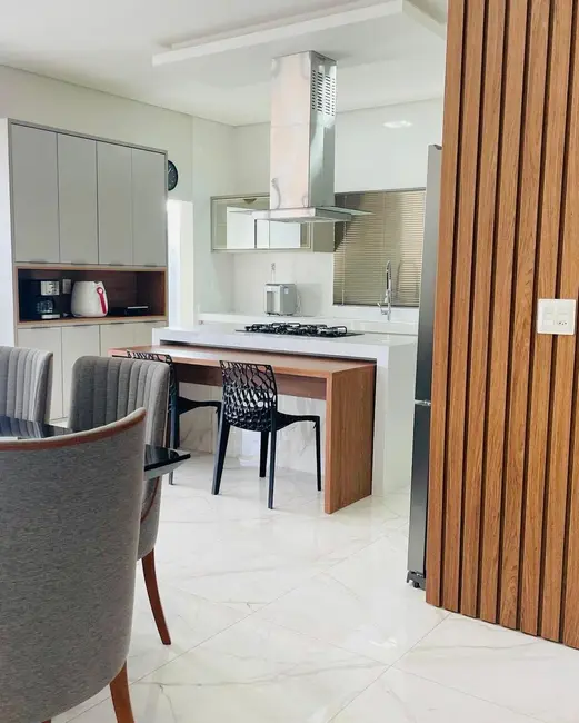 Casa de Condomínio com 4 quartos à venda, 400m2 em Alto da Boa Vista (Sobradinho), Brasilia - DF - imagem 8 Foto 8 de Casa de Condomínio com 4 quartos à venda, 400m2 em Alto da Boa Vista (Sobradinho), Brasilia - DF