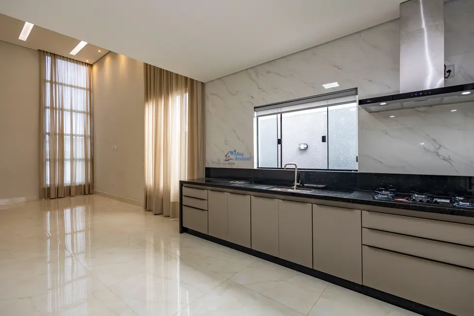 Foto 1 de Casa de Condomínio com 3 quartos à venda, 400m2 em Ponte Alta Norte (Gama), Brasilia - DF