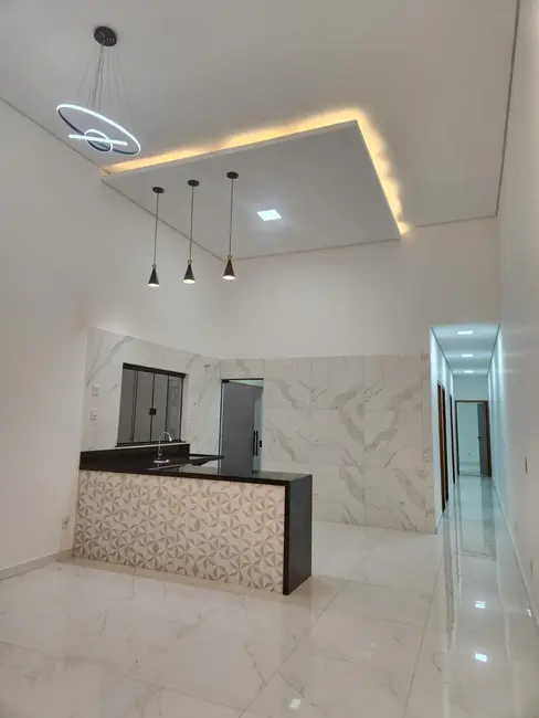 Casa com 3 quartos à venda, 113m2 em Parque Esplanada III, Valparaiso De Goias - GO - imagem 5 Foto 5 de Casa com 3 quartos à venda, 113m2 em Parque Esplanada III, Valparaiso De Goias - GO