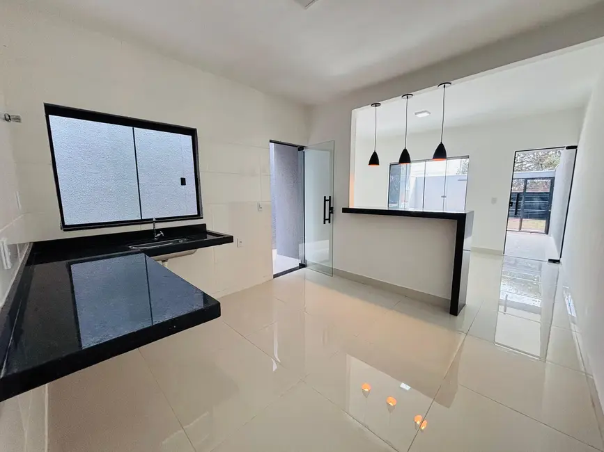 Casa com 3 quartos à venda, 102m2 em Parque Estrela Dalva II, Luziania - GO - imagem 3 Foto 3 de Casa com 3 quartos à venda, 102m2 em Parque Estrela Dalva II, Luziania - GO