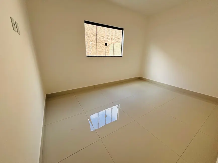 Casa com 3 quartos à venda, 102m2 em Parque Estrela Dalva II, Luziania - GO - imagem 4 Foto 4 de Casa com 3 quartos à venda, 102m2 em Parque Estrela Dalva II, Luziania - GO