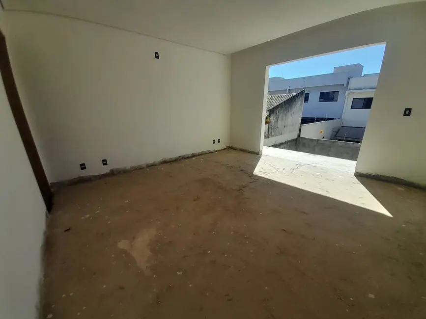 Casa com 3 quartos à venda, 324m2 em Parque Esplanada III, Valparaiso De Goias - GO - imagem 7 Foto 7 de Casa com 3 quartos à venda, 324m2 em Parque Esplanada III, Valparaiso De Goias - GO