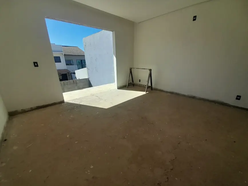 Casa com 3 quartos à venda, 324m2 em Parque Esplanada III, Valparaiso De Goias - GO - imagem 6 Foto 6 de Casa com 3 quartos à venda, 324m2 em Parque Esplanada III, Valparaiso De Goias - GO