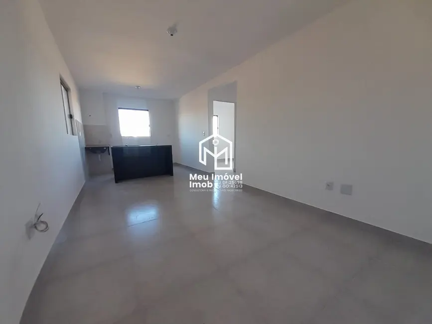 Foto 2 de Apartamento com 2 quartos à venda, 64m2 em Jardim Céu Azul, Valparaiso De Goias - GO