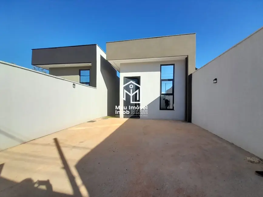 Foto 1 de Casa com 3 quartos à venda, 106m2 em Jardim Céu Azul, Valparaiso De Goias - GO