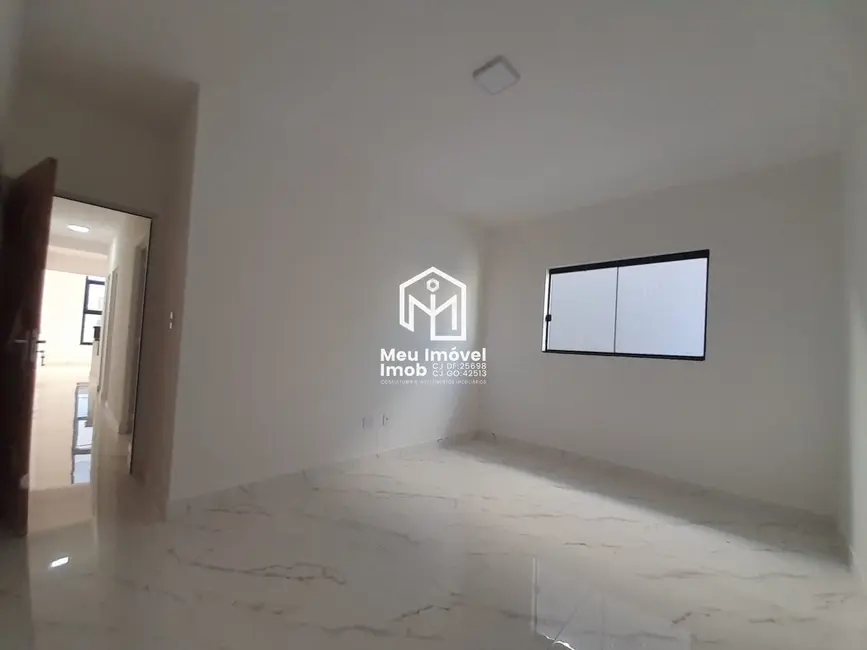 Casa com 3 quartos à venda, 106m2 em Jardim Céu Azul, Valparaiso De Goias - GO - imagem 5 Foto 5 de Casa com 3 quartos à venda, 106m2 em Jardim Céu Azul, Valparaiso De Goias - GO