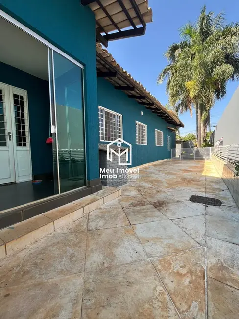 Casa com 3 quartos à venda, 1800m2 em Setor Habitacional Arniqueira (Águas Claras), Brasilia - DF - imagem 4 Foto 4 de Casa com 3 quartos à venda, 1800m2 em Setor Habitacional Arniqueira (Águas Claras), Brasilia - DF