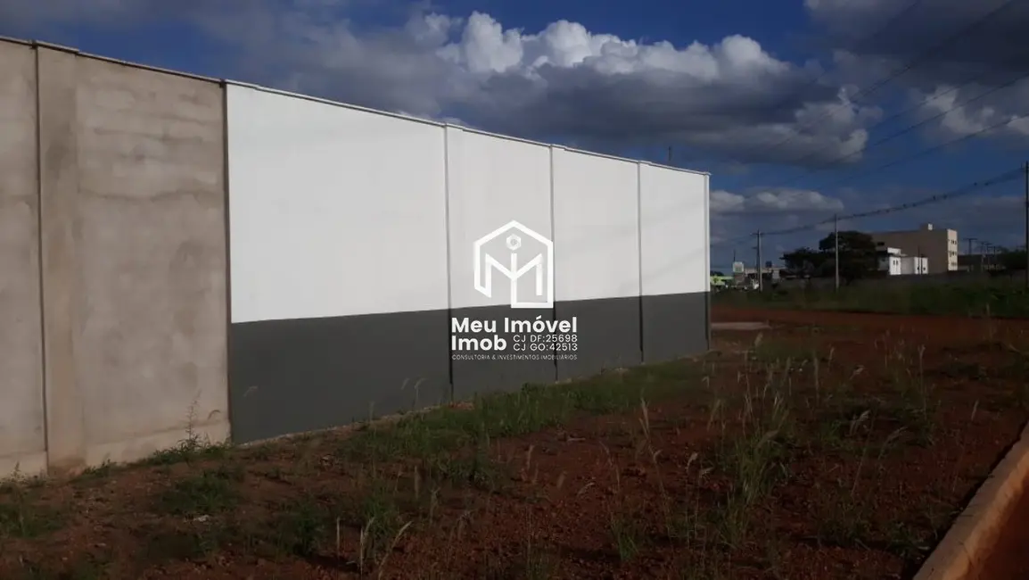 Foto 1 de Terreno / Lote à venda, 489m2 em Parque JK, Luziania - GO