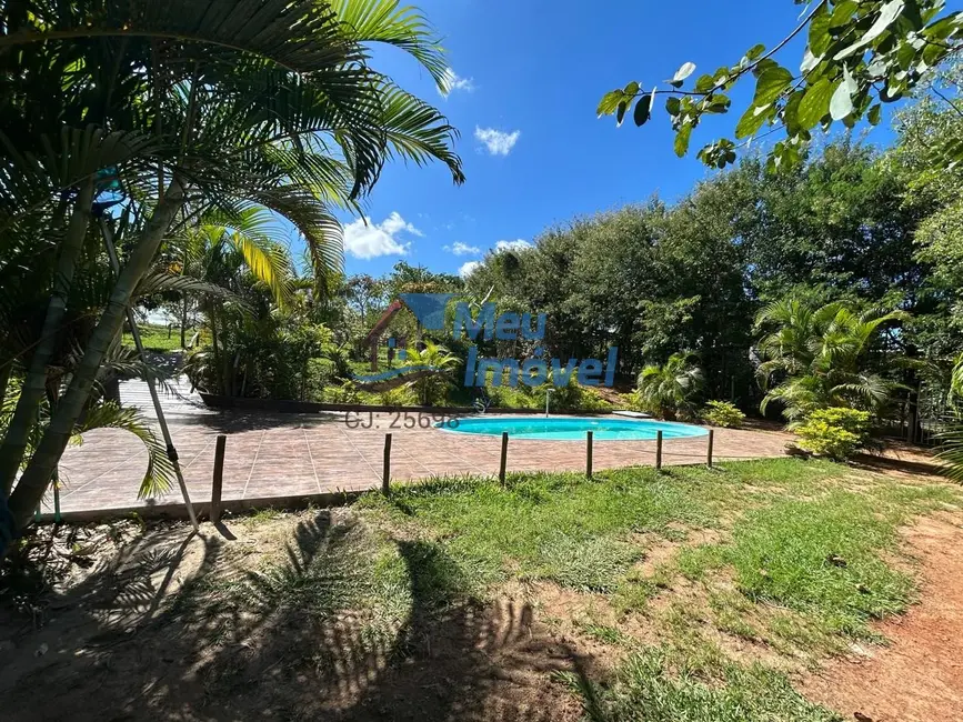 Foto 1 de Chácara com 3 quartos à venda, 6800m2 em Parque Estrela Dalva II, Luziania - GO