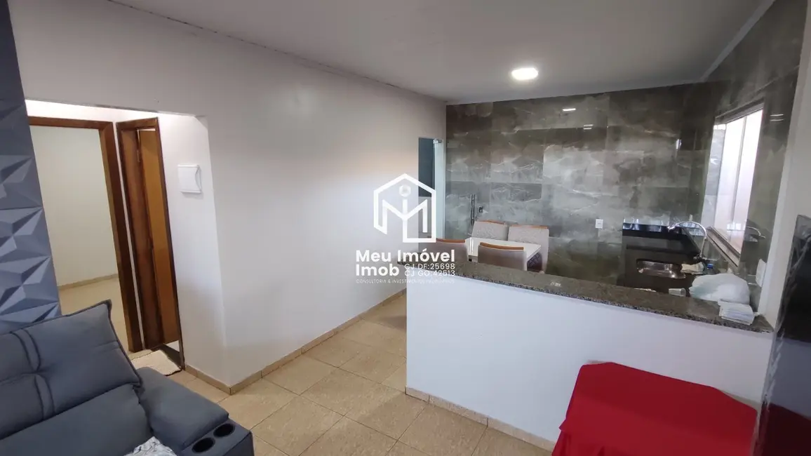Foto 2 de Casa com 2 quartos à venda, 52m2 em Jardim Zuleika, Luziania - GO