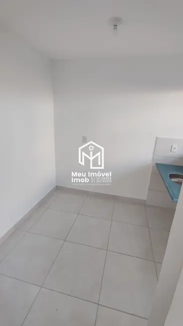 Foto 4 de Apartamento com 2 quartos à venda, 60m2 em Parque Alvorada I, Luziania - GO