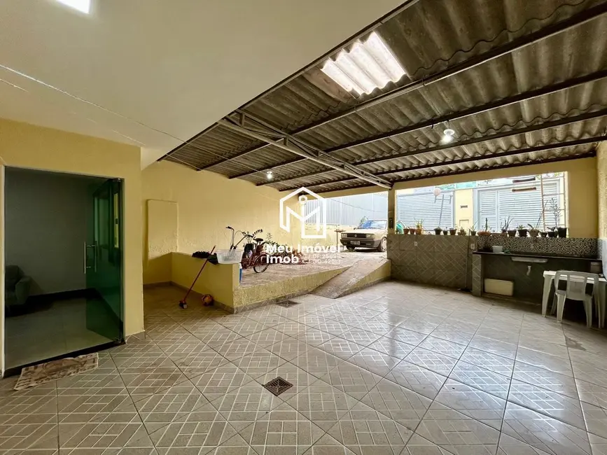 Foto 2 de Casa com 2 quartos à venda, 120m2 em Taguatinga Norte (Taguatinga), Brasilia - DF