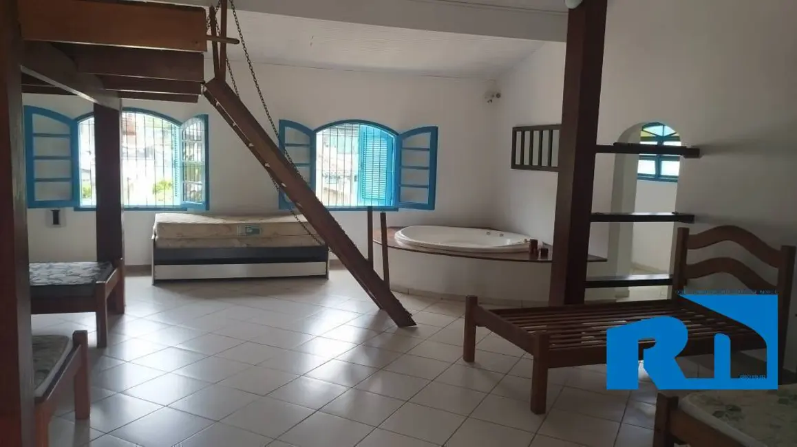 Foto 8 de Casa com 3 quartos à venda, 300m2 em Caraguatatuba - SP