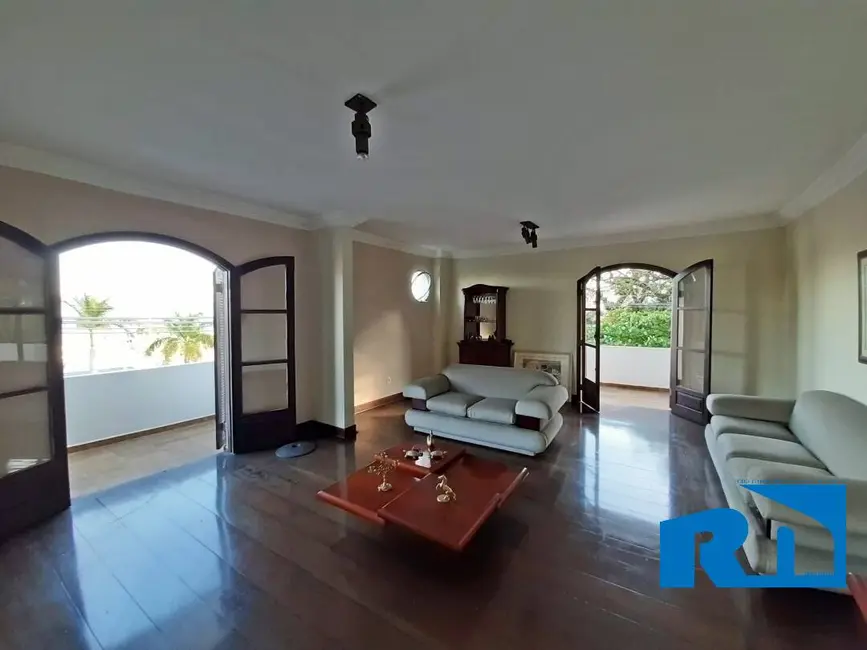 Apartamento com 4 quartos à venda, 256m2 em Centro, Caraguatatuba - SP - imagem 5 Foto 5 de Apartamento com 4 quartos à venda, 256m2 em Centro, Caraguatatuba - SP