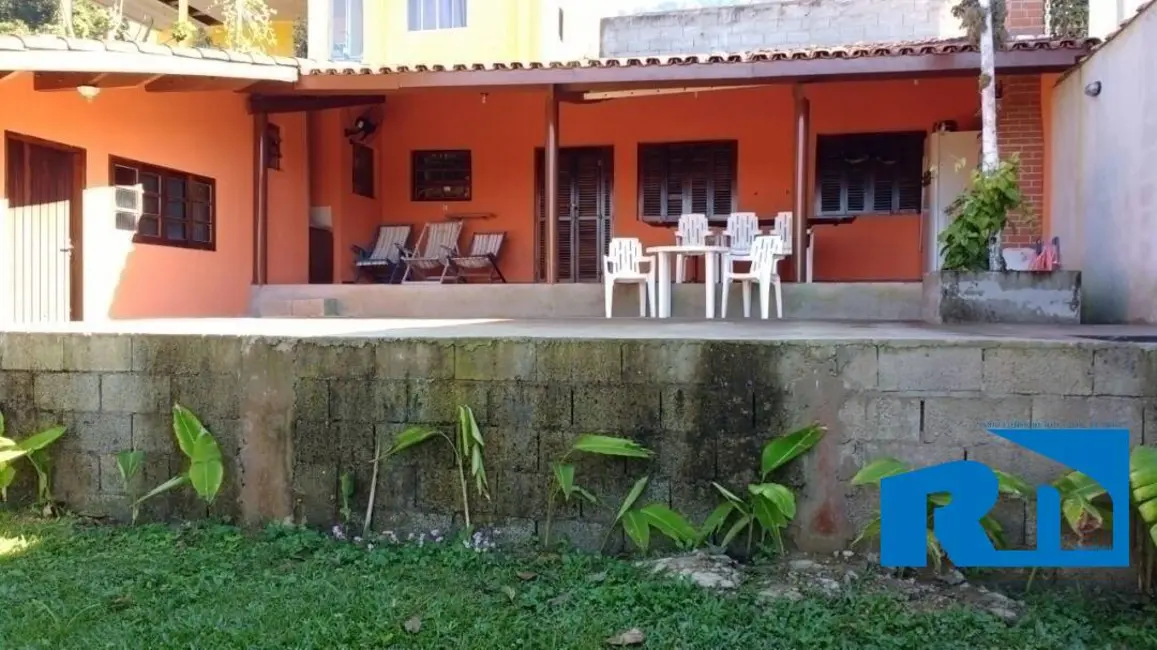 Foto 4 de Casa com 2 quartos à venda, 960m2 em Park Imperial, Caraguatatuba - SP