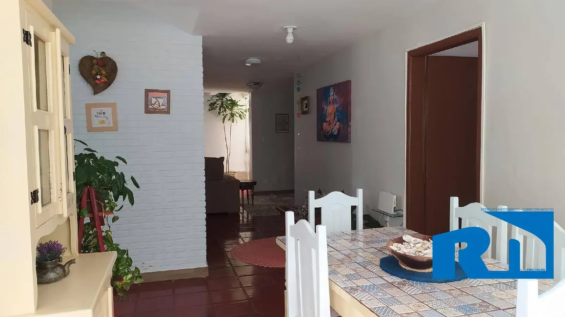 Foto 5 de Casa com 4 quartos à venda, 300m2 em Indaiá, Caraguatatuba - SP