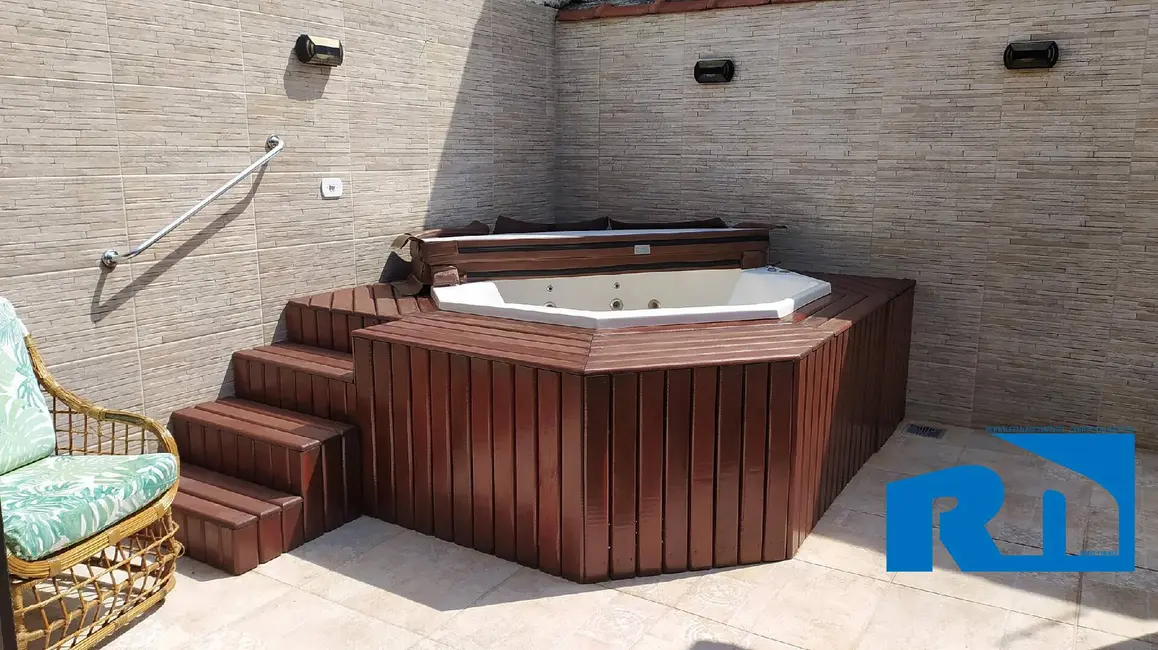 Foto 3 de Casa com 4 quartos à venda, 300m2 em Indaiá, Caraguatatuba - SP