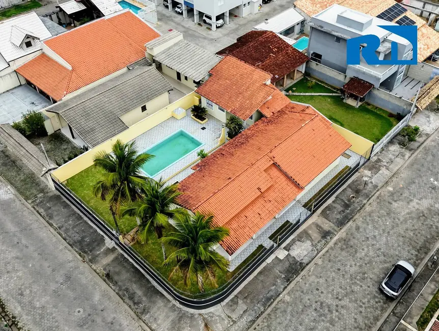 Foto 2 de Casa com 6 quartos à venda, 320m2 em Martim de Sá, Caraguatatuba - SP