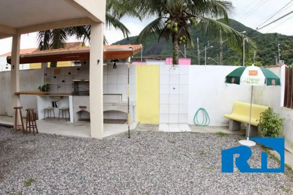 Foto 8 de Casa com 10 quartos à venda, 600m2 em Caraguatatuba - SP