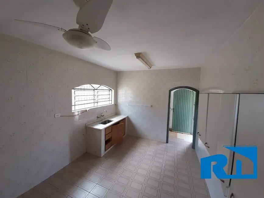 Foto 6 de Casa com 2 quartos à venda, 300m2 em Martim de Sá, Caraguatatuba - SP