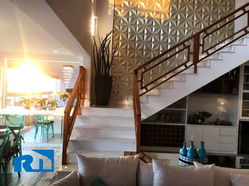 Foto 4 de Apartamento com 3 quartos à venda, 250m2 em Jardim Primavera, Caraguatatuba - SP