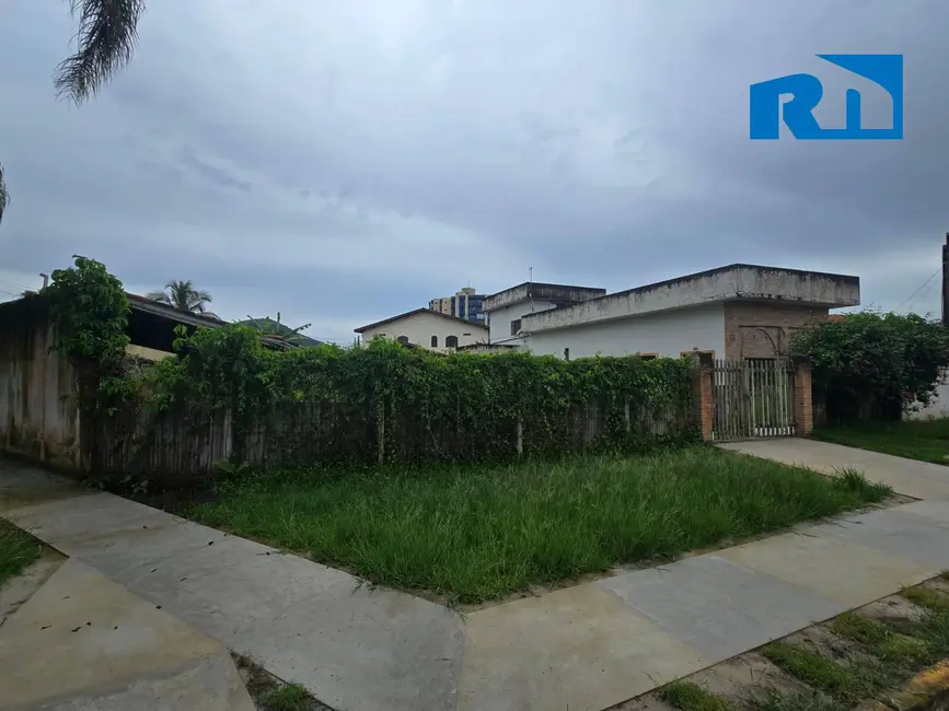 Foto 2 de Terreno / Lote à venda, 777m2 em Prainha, Caraguatatuba - SP