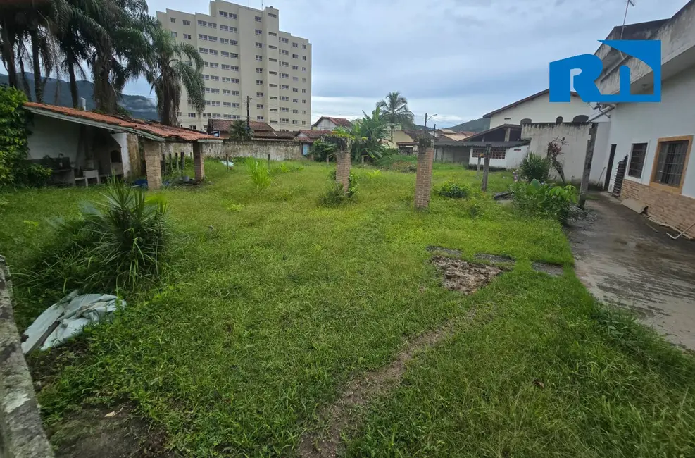 Terreno / Lote à venda, 777m2 em Prainha, Caraguatatuba - SP - imagem 4 Foto 4 de Terreno / Lote à venda, 777m2 em Prainha, Caraguatatuba - SP