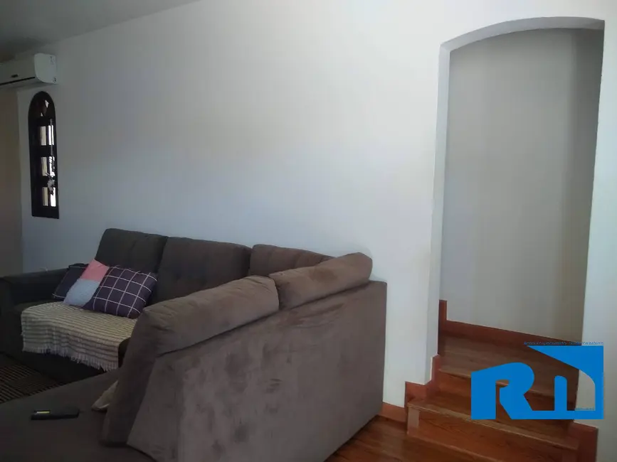 Foto 2 de Casa com 5 quartos à venda, 300m2 em Parque Balneário Poiares, Caraguatatuba - SP