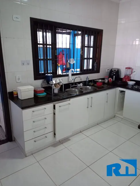 Foto 5 de Casa com 8 quartos à venda, 540m2 em Praia das Palmeiras, Caraguatatuba - SP