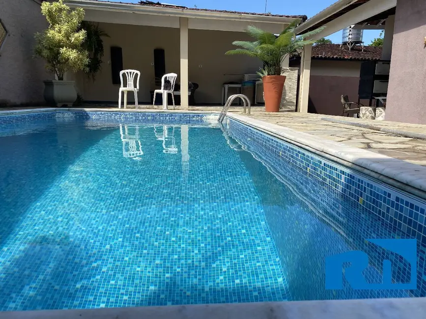 Foto 1 de Casa com 3 quartos à venda, 507m2 em Sumaré, Caraguatatuba - SP