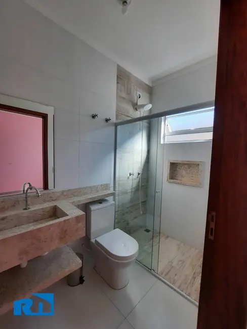 Foto 9 de Casa com 3 quartos à venda, 360m2 em Cidade Jardim, Caraguatatuba - SP