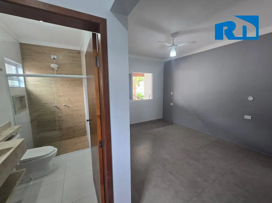 Foto 8 de Casa com 3 quartos à venda e para alugar, 372m2 em Cidade Jardim, Caraguatatuba - SP