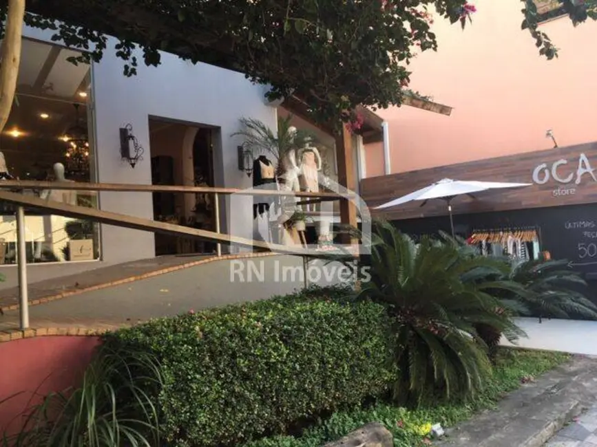 Foto 3 de Sala Comercial à venda, 232m2 em Centro, Caraguatatuba - SP