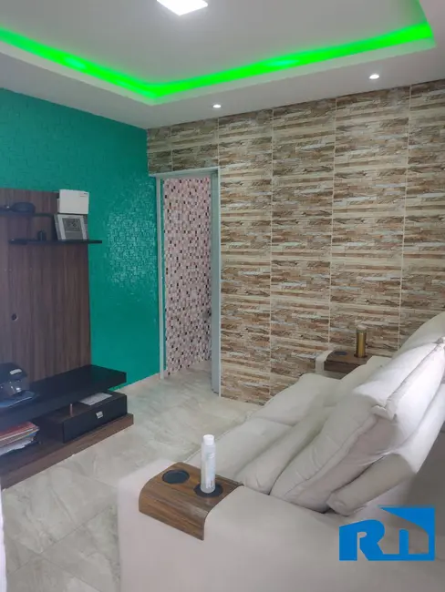 Casa com 2 quartos à venda em Jardim Jaqueira, Caraguatatuba - SP - imagem 9 Foto 9 de Casa com 2 quartos à venda em Jardim Jaqueira, Caraguatatuba - SP