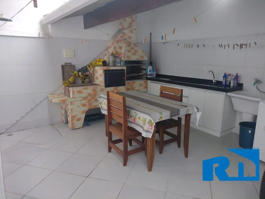 Casa com 2 quartos à venda em Jardim Jaqueira, Caraguatatuba - SP - imagem 6 Foto 6 de Casa com 2 quartos à venda em Jardim Jaqueira, Caraguatatuba - SP