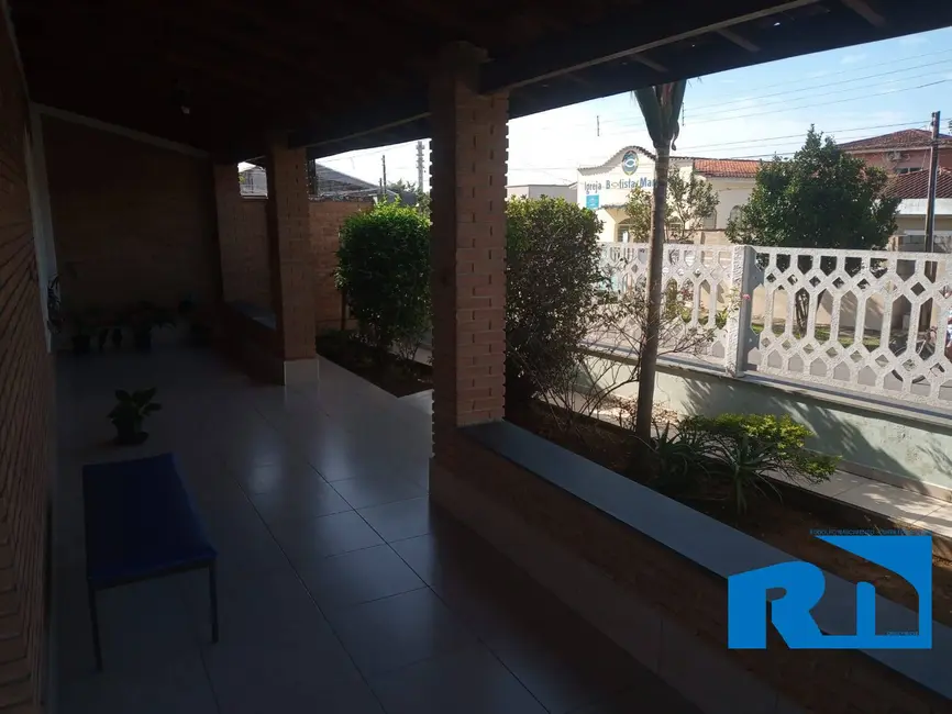 Foto 4 de Casa com 2 quartos à venda, 304m2 em Poiares, Caraguatatuba - SP