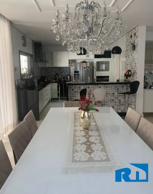 Foto 6 de Casa com 6 quartos à venda, 406m2 em Pontal de Santa Marina, Caraguatatuba - SP