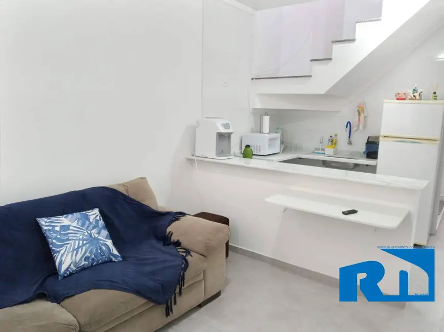 Foto 3 de Casa com 2 quartos à venda em Estância Balneária Hawai, Caraguatatuba - SP